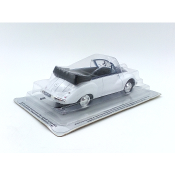 IFA F9 Cabrio + gazetka - skala 1:43 - DeAgostini Kultowe Auta PRL